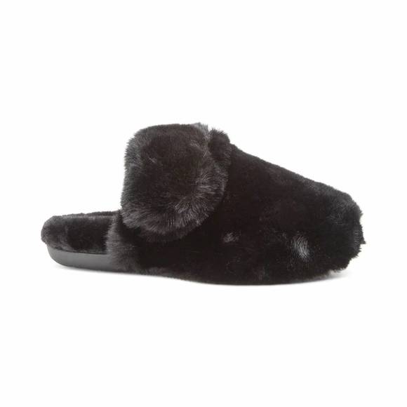 AETREX Shoes - NEW AETREX women's misty closed toe slipper in black